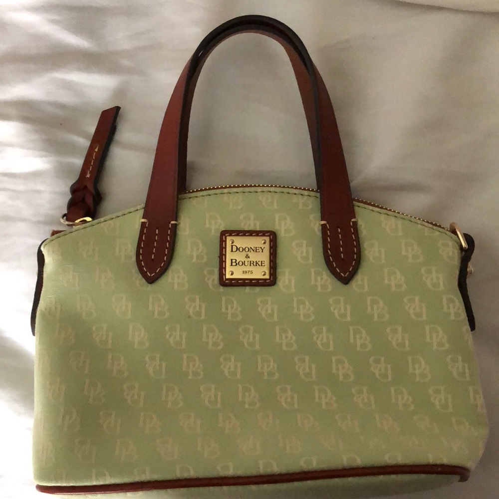 Dooney & Bourke small purse